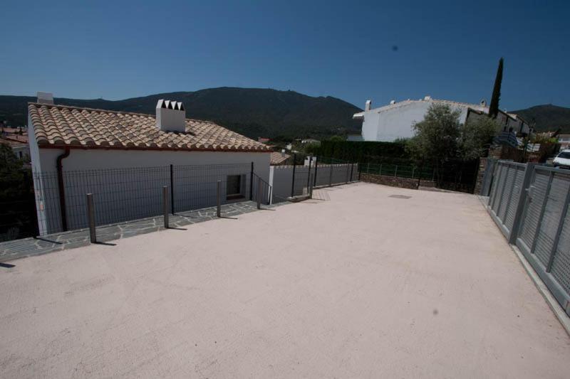 Aparthotel L'Heretat Cadaqués Kültér fotó